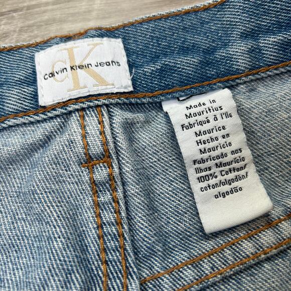 Calvin Klein Jeans Distressed High Rise Cutoff Denim Shorts | Vintage Y2K 90s - Picture 6 of 6